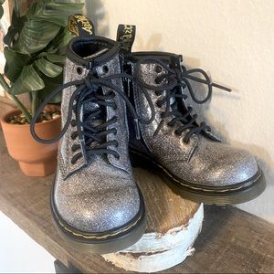 Dr. Marten Ankle Lace Up Glitter Gray Combat Boots!